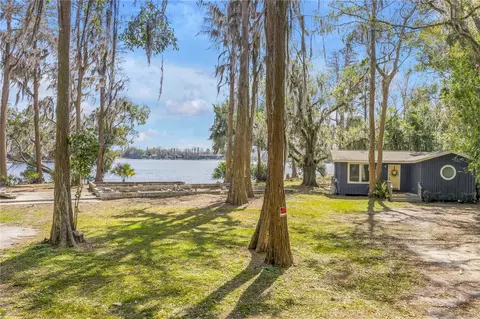 3400 Waterbridge Dr, Tampa, FL 33618