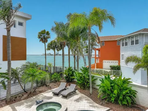 723 Pinta Dr, Tierra Verde, FL 33715