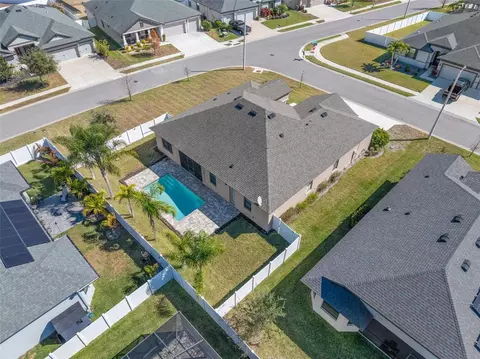 3920 Teaberry Ln, Sun City Center, FL 33573