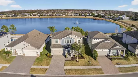 1716 Nature View Dr, Lutz, FL 33558
