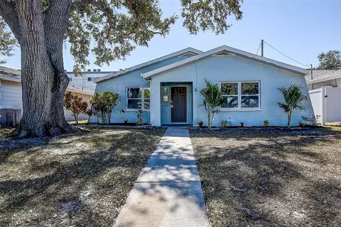 130 42nd Ave N, Saint Petersburg, FL 33703