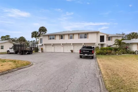 3275 37th Way S #D, Saint Petersburg, FL 33711
