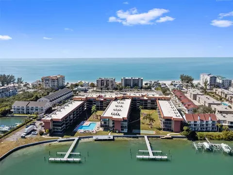 19701 Gulf Blvd #423, Indian Shores, FL 33785
