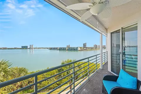 8021 Sailboat Key Blvd S #304, St Pete Beach, FL 33707