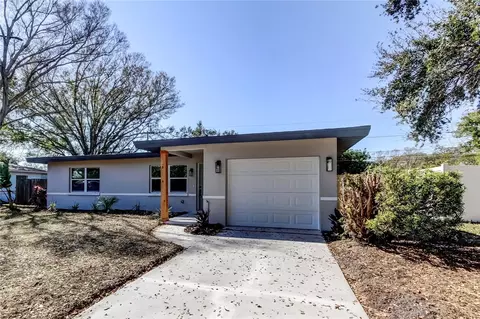 509 11th St NW, Largo, FL 33770
