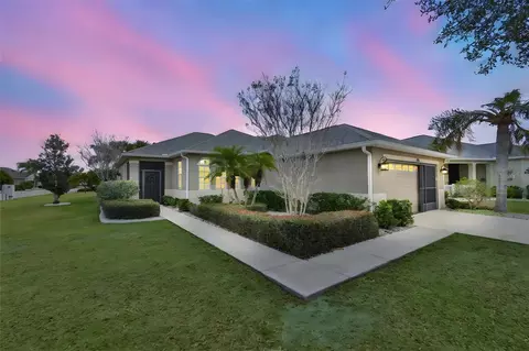405 Grand Chateaux Way, Sun City Center, FL 33573