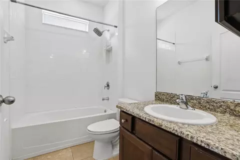 Bath - 10420 Pleasant Spring Way, Riverview, FL 33578 photo 2 of 2