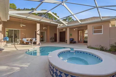 Exterior - 1829 W Redding St, Hernando, FL 34442 photo 2 of 11