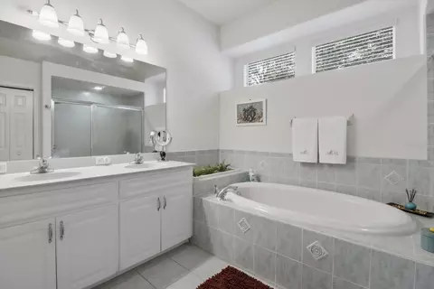 Bath - 1829 W Redding St, Hernando, FL 34442 photo 3 of 6