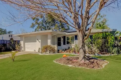 3483 7th Ave SE, Largo, FL 33771