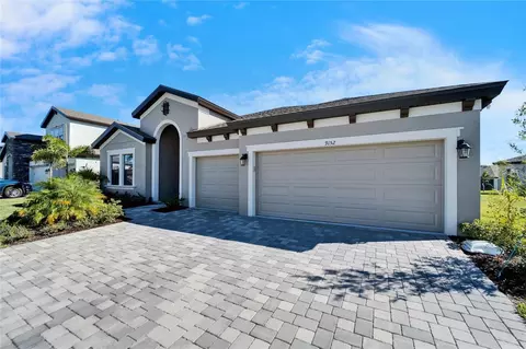 9152 Warm Springs Cir, Parrish, FL 34219
