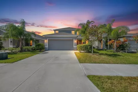 1902 Hawks View Dr, Ruskin, FL 33570
