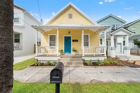 2113 W Cherry St, Tampa, FL 33607