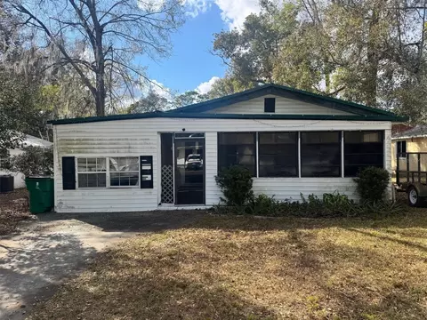 4755 20th St, Zephyrhills, FL 33542