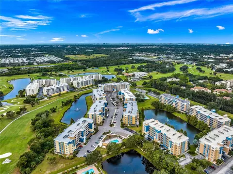 960 Starkey Rd #5303, Largo, FL 33771