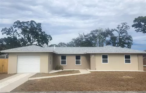 7143 Pear Ln, Spring Hill, FL 34606