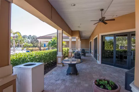 Exterior - 125 Shell Falls Dr, Apollo Beach, FL 33572 photo 7 of 13