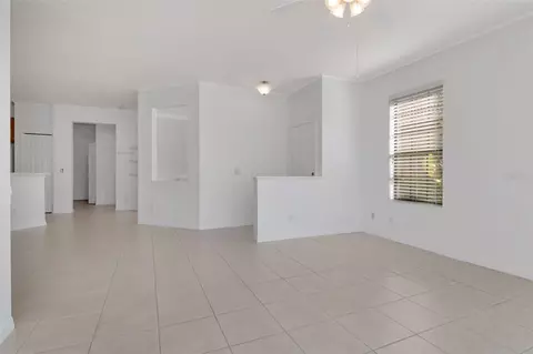 Living - 125 Shell Falls Dr, Apollo Beach, FL 33572 photo 6 of 11