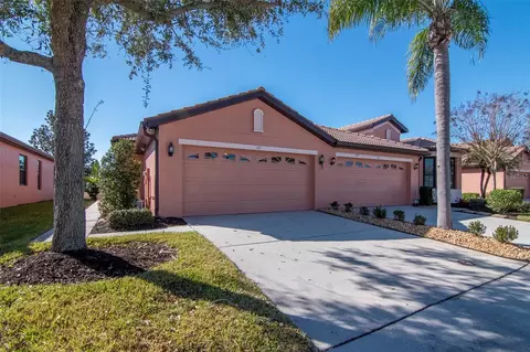 Exterior - 125 Shell Falls Dr, Apollo Beach, FL 33572 photo 3 of 13