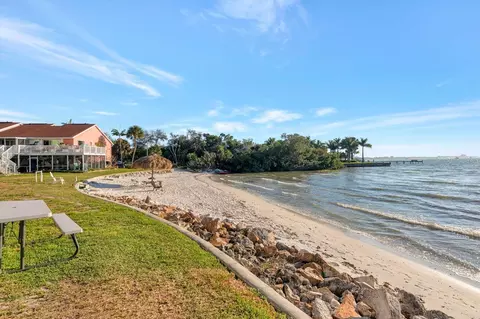 3765 41st St S #K, Saint Petersburg, FL 33711