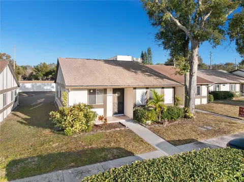 2888 Bancroft Cir E #5A, Palm Harbor, FL 34683