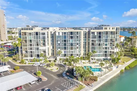 7400 Sun Island Dr S #103, South Pasadena, FL 33707