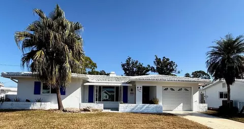 14181 90th Ave, Seminole, FL 33776