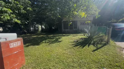5405 Mobile Dr, Seffner, FL 33584