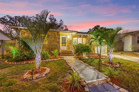 1210 46th Ave N, Saint Petersburg, FL 33702