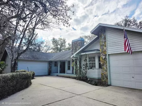 10680 Lakeview Dr, New Port Richey, FL 34654
