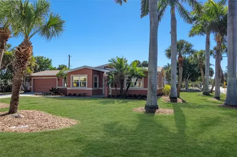 191 40th Ave, Saint Pete Beach, FL 33706