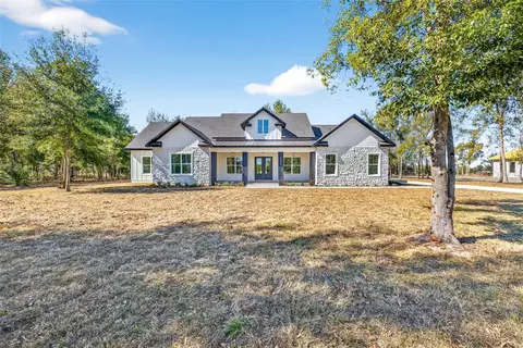 14823 Crimson Oaks Trl, Dade City, FL 33525