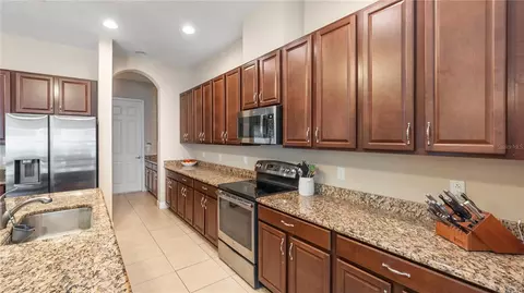 Kitchen - 11603 Grange Stead Ln, Riverview, FL 33569 photo 3 of 4