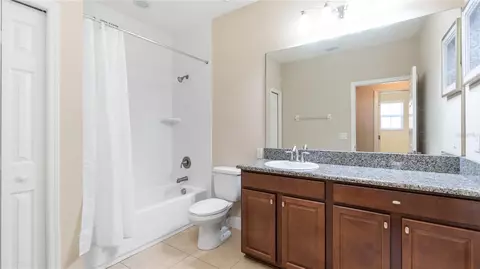 Bath - 11603 Grange Stead Ln, Riverview, FL 33569 photo 6 of 8