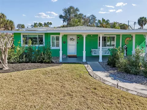 2427 Baywood Dr W, Dunedin, FL 34698