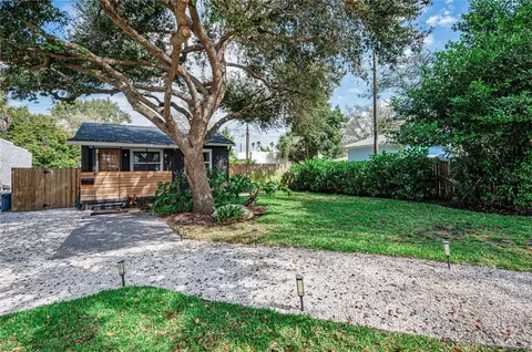 4917 Oxford Ave N, Saint Petersburg, FL 33710