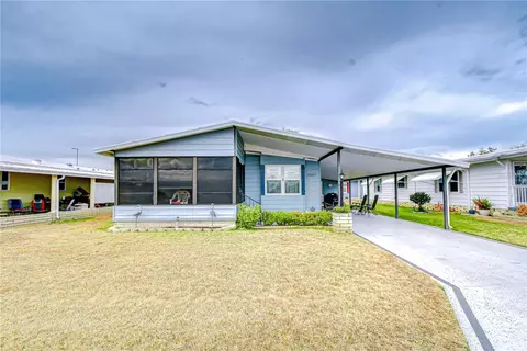 35203 Makenzie St, Zephyrhills, FL 33541