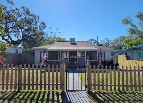 330 20th Ave S, Saint Petersburg, FL 33705