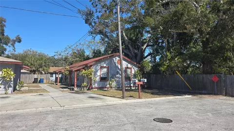 1132 Grant St, Clearwater, FL 33755
