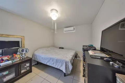 Bedroom - 11708 Balm Riverview Rd, Riverview, FL 33569 photo 2 of 6