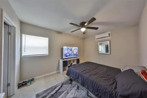 Bedroom - 11708 Balm Riverview Rd, Riverview, FL 33569 photo 1 of 6