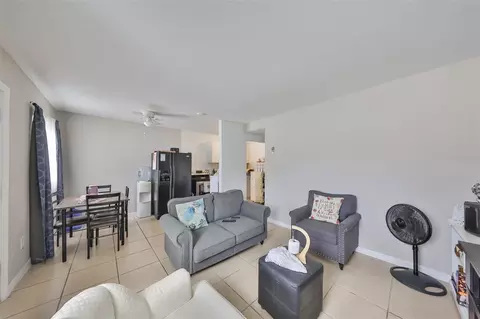 Living - 11708 Balm Riverview Rd, Riverview, FL 33569 photo 2 of 4