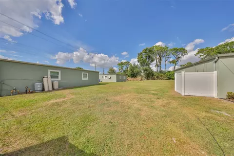 Exterior - 11708 Balm Riverview Rd, Riverview, FL 33569 photo 3 of 3