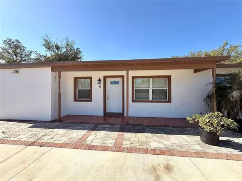 2136 W Rambla St, Tampa, FL 33612