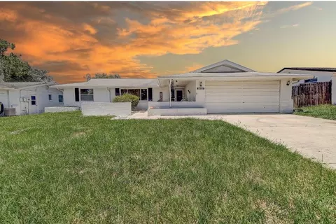 3633 Blackhawk Dr, New Port Richey, FL 34652