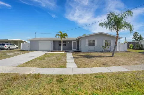 6384 Malaluka Rd, North Port, FL 34287