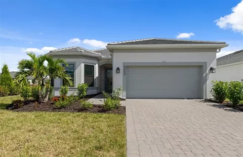 5003 Stoney Point Gln, Lakewood Ranch, FL 34211
