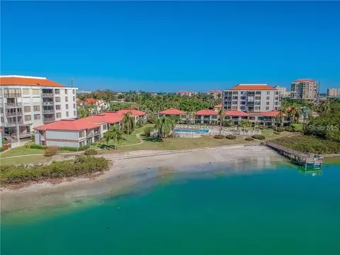 6365 Bahia Del Mar Blvd #110, Saint Petersburg, FL 33715