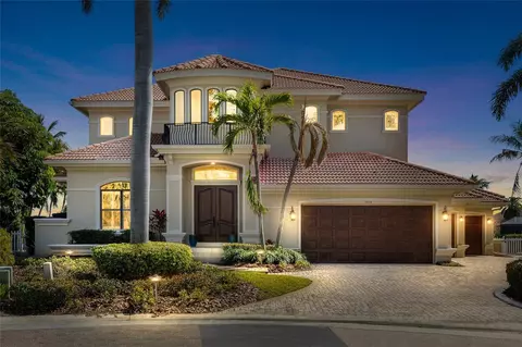 4914 59th Ave S, Saint Petersburg, FL 33715