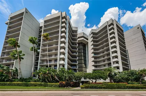 1660 Gulf Blvd #307, Clearwater Beach, FL 33767
